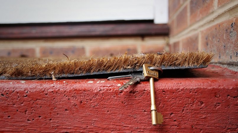home security mistakes
